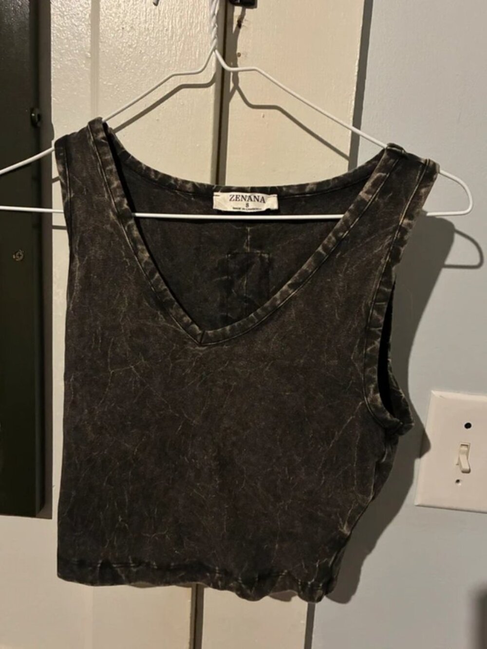 Zenana Crop